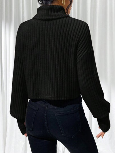 Minimalistisches und stilvolles Rollkragen Shirt von Aphrodite™.
