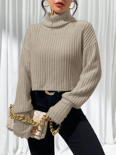 Modisches Rollkragen Shirt mit lässigem Oversize-Schnitt.

