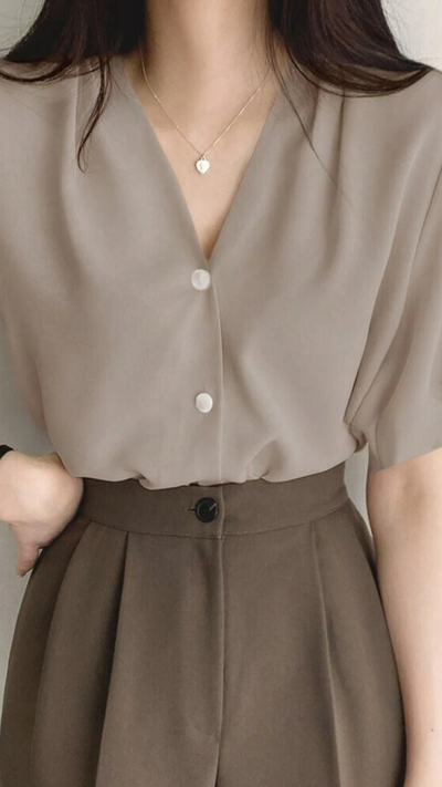 Perfekte leichte Bluse für Damen.