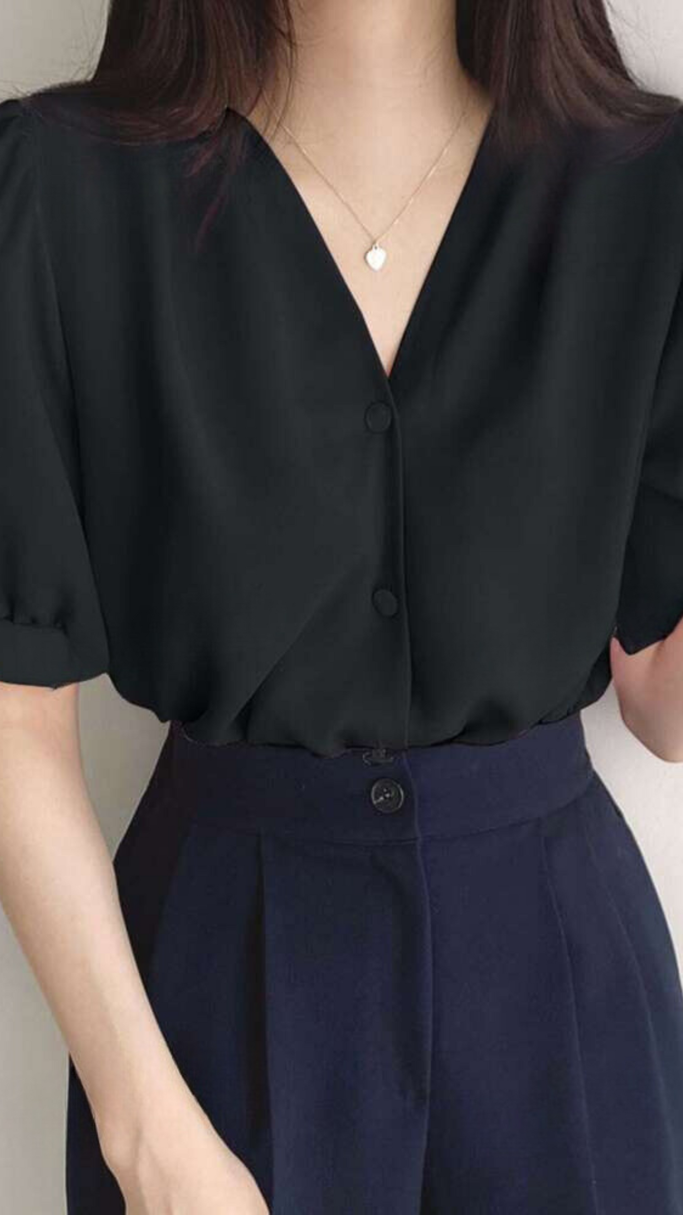 Damenbluse mit atmungsaktivem Stoff.