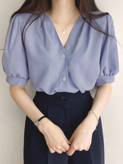Sommerbluse für Damen mit Puffärmeln.
