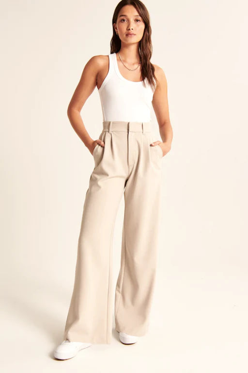 Aphrodite™ elegante weite maßgeschneiderte Hose für Damen.
