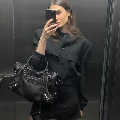 Aphrodite™ Winterjacke für Wärme und Stil.
