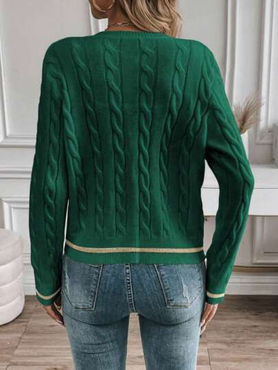 Klassische Strickjacke für formelle Anlässe.