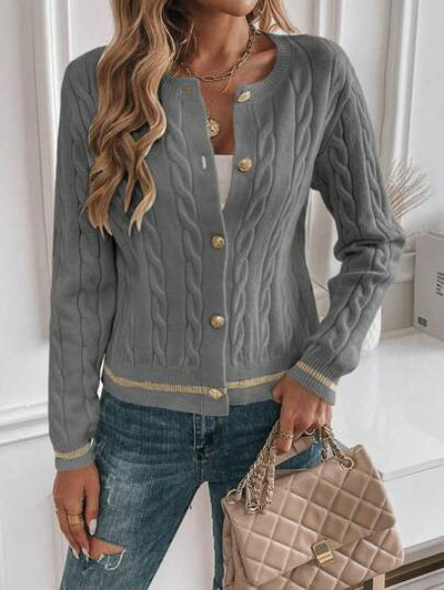 Elegante Strickjacke für Herbstabende.