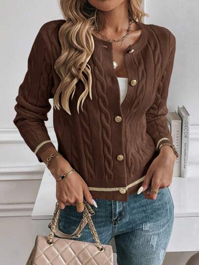 Langärmelige Strickjacke für Damenmode.