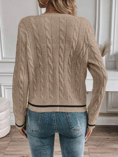 Klassische Strickjacke für Damenmode.