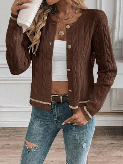 Leichte Damenstrickjacke für formelle Outfits.