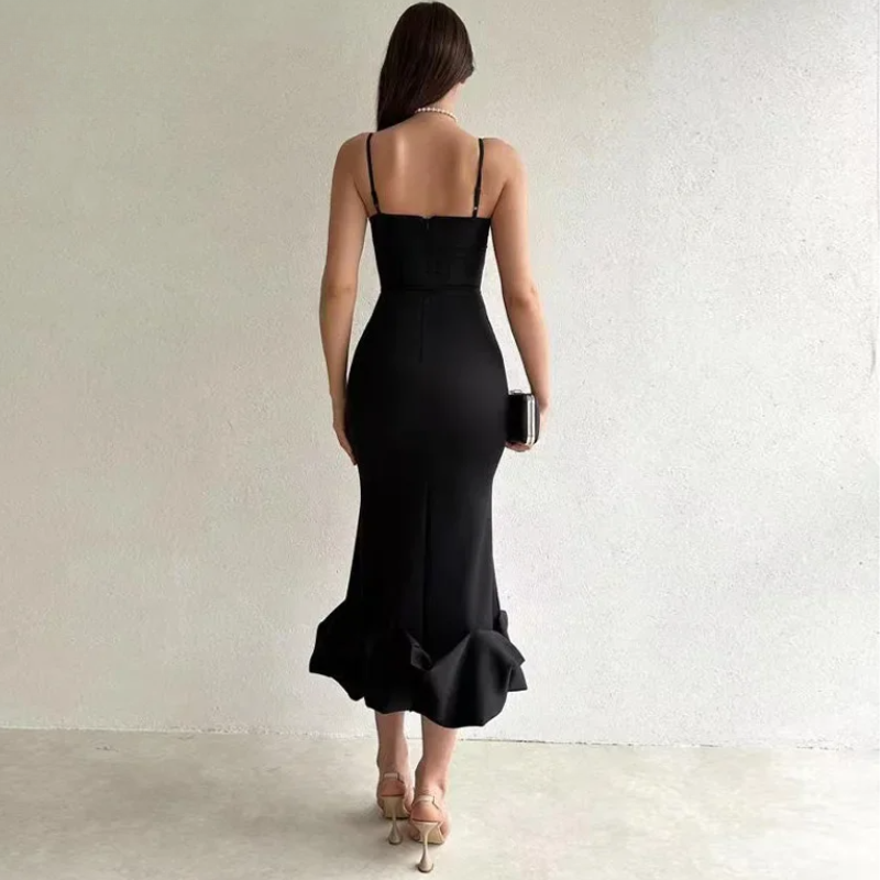 Bequemer und atmungsaktiver Stoff im Aphrodite™ Veronique Kleid.
