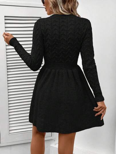 Aphrodite™ weiches Strickkleid für ultimativen Komfort.
