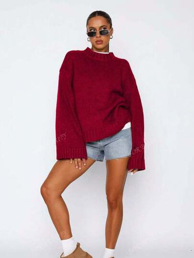 Müheloser Stil mit Aphrodite™ lockerem Strickpullover für kältere Monate.
