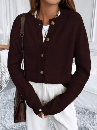 Klassische Damen-Knopf-Cardigan von Aphrodite™.
