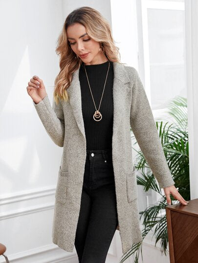 Aphrodite™ Cardigan mit lockerer Passform und Doppeltaschen.
