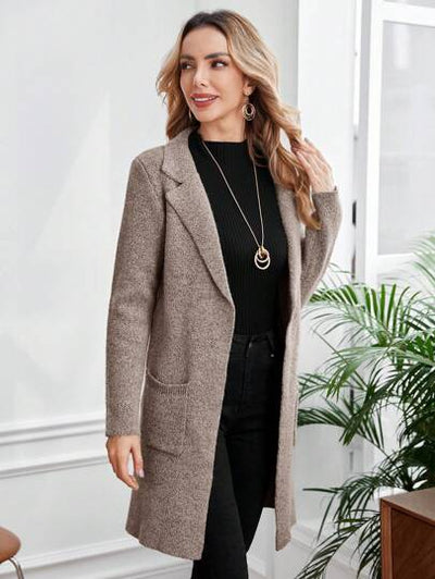 Moderner Cardigan mit elegantem Design von Aphrodite™.
