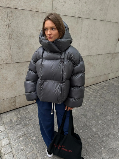 Modische Steppjacke mit gemütlicher Wärme von Aphrodite™.

