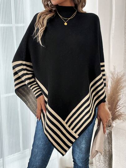 Trendiger Aphrodite™ Poncho mit einzigartigem asymmetrischen Saum.
