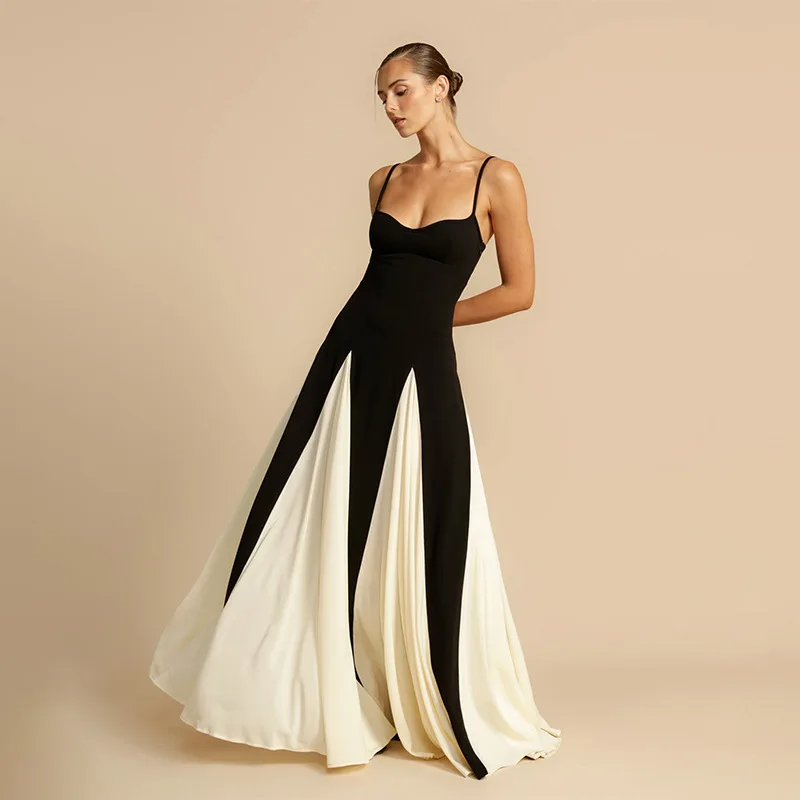 Elegantes Aphrodite™ Kleid mit schmeichelnder Passform

