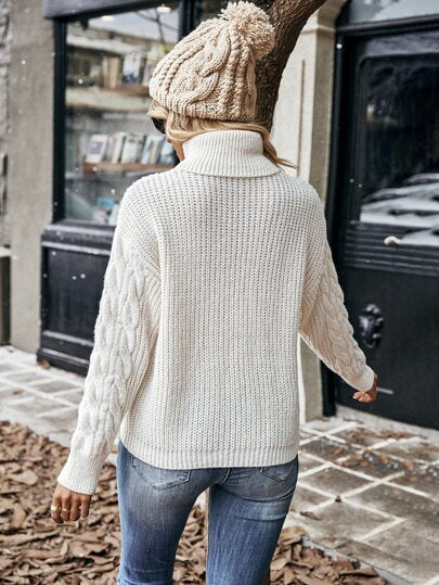 Gemütlicher Rollkragen-Winterpullover von Aphrodite™.
