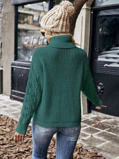 Aphrodite™ vielseitiger Zopfmuster-Strickpullover für Damen.
