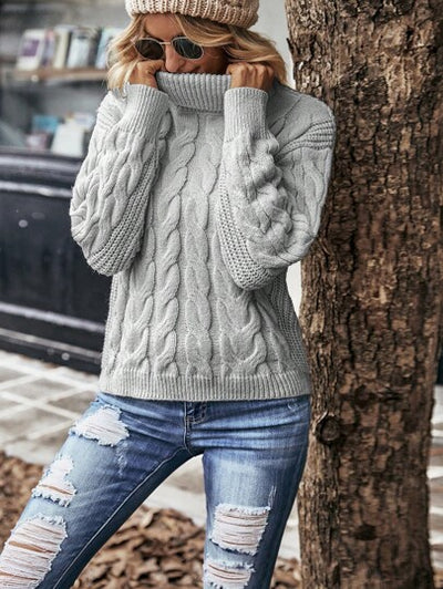 Aphrodite™ Pullover mit hochwertigem Zopfmuster-Design.
