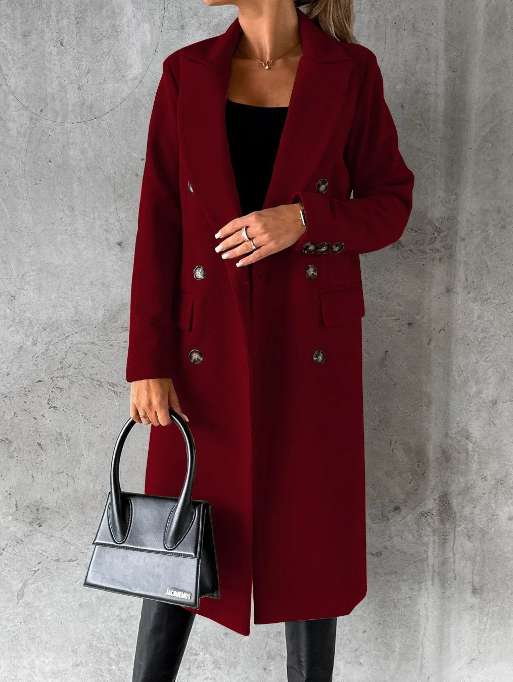 Raffinierter Look mit dem Aphrodite™ Vielseitigen Mantel.
