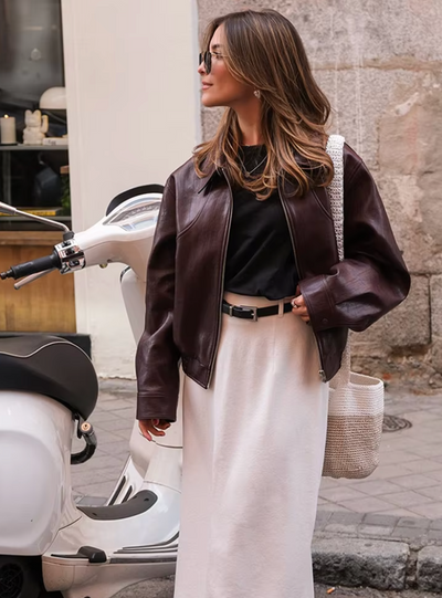 Klassische Lederjacke mit einem Hauch von Eleganz.
